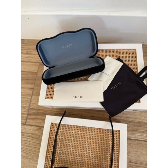 Gucci Black Cat-Eye Sunglasses with Gold Double G main image 9